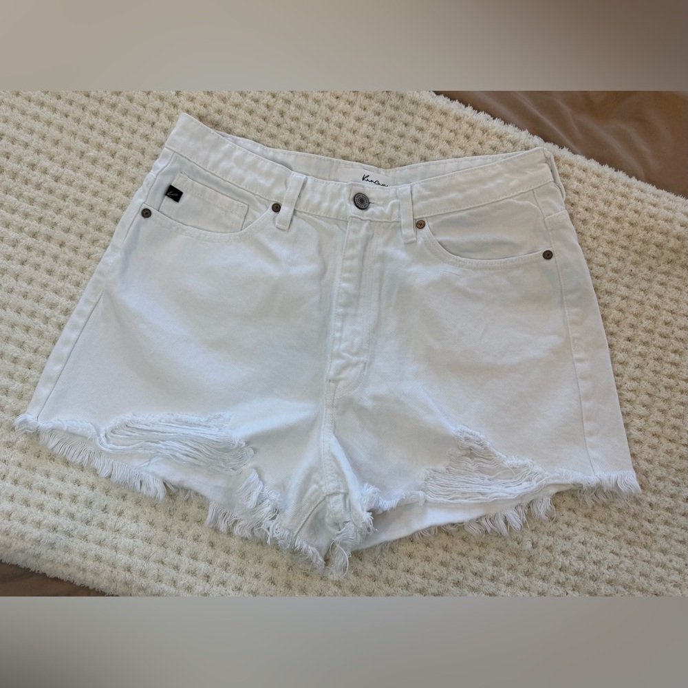 KanCan High Rise White Denim Shorts Size Large Raw Hem